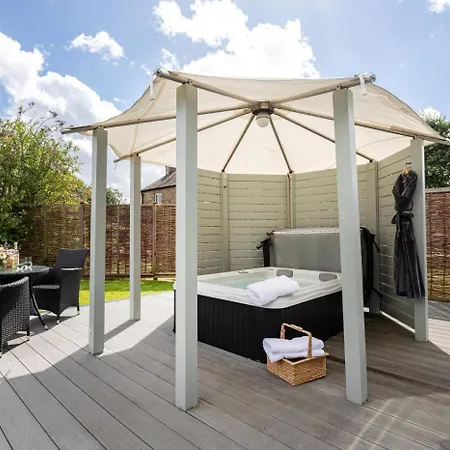 1 Bed In Tunstall Oc-P30379 Holiday home *