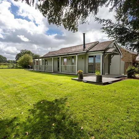 1 Bed In Tunstall Oc-P30379 Holiday home *