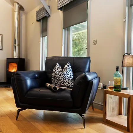 1 Bed In Tunstall Oc-P30379 *